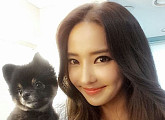 한채영, 리지 반려견 공개 “화장대를 부탁해 녹화 중”