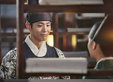 ‘구르미그린달빛’ 박보검, ‘모쏠’ 왕세자 맞아?…잔망 3종 세트 공개
