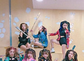 아이오아이, 할리퀸 코스프레 도전 '개성만점'
