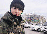 려욱 오늘(11일) 입대... 이특, 아쉬운 배웅 인증 "휴..."