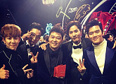 박경부터 하석진까지…'문제적남자' 멤버들의 '훈훈' 인증샷