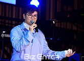[BZ포토] 두 번째 솔로 앨범에 대해 설명하는 신용재