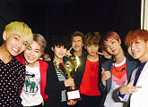 방탄소년단, ‘쇼챔피언’ 1위 인증 “19일 챔피언송 ‘피 땀 눈물’”