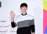 [BZ포토] 안현진, 훈훈하네