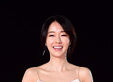 [BZ포토] 이정현, 청룡 여우주연상 수상자의 미소
