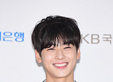 [BZ포토] 아스트로 차은우, 얼굴 천재의 미소