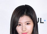 [BZ포토] 트와이스 사나, 촉촉한 눈망울