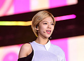 [BZ포토] 트와이스 정연, 인형이야 사람이야