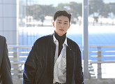 [BZ포토] 박서준, 홍콩 가는 시크한 발걸음