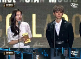 [2016 MAMA] 수지X백현, 베스트 컬래보레이션상