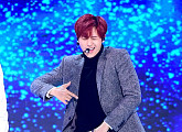 [BZ포토] B1A4 신우, 과즙 윙크 발사
