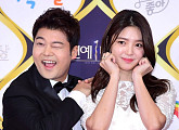 [BZ포토] 전현무-엄현경, 커플 애교