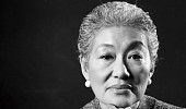 “충분히 검지도 하얗지도 않지만 멈추지 않았죠”