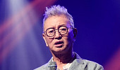 ‘개그계 대부’ 전유성 별세…연예계 애도 물결