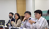 “생성형 AI 기반 ‘돌봄 플랫폼’ 추진” 과기정통부, 내년 착수