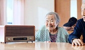 발전하는 돌봄 AI, ‘지켜보는 기술’에서 ‘돕는 기술’로