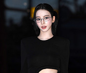 [비즈 포토] 에스파 카리나, 압도적 미모