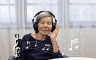 치매 간병, 노래를 부르세요