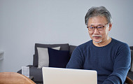 日 시니어 47% “AI 활용”… 92% “업무 IT화 문제없어”