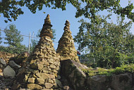 '황포돛대' 돌탑에 담긴 사모곡…'순간포착 세상에 이런일이', 밤마다 돌탑 쌓는 할아버지