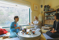 '한국기행' 인드라 스님ㆍ배우 김경애의 봄 나들이