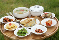 해관1897 목포 9미정찬ㆍ붕장어회ㆍ민어코스요리ㆍ목포항구포차거리 육꼬비 등 맛보다(신계숙의 맛터사이클 다이어리)