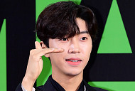 임영웅, 절절한 이별 감성…'알겠어요 미안해요' MV 900만뷰