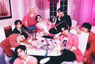 스트레이 키즈, 현대판 신선들 파티 속 묘한 긴장감