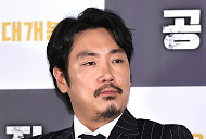 조진웅 "미성년 시절 잘못 인정·사과"