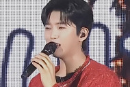 임영웅, '영웅 노래자랑' 개최…'삼각관계'부터 '숙녀에게'까지