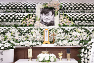 故 안성기, 금관문화훈장 추서 "한국 영화 성장의 상징"