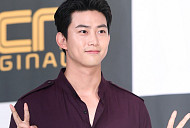 옥택연, 10년 열애 끝 결혼 D-day