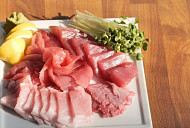 '한국기행' 욕지도 참다랑어 생참치 맛집의 '한정판 맛'