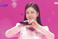 송가인, '더 트롯쇼' 재정비 첫 방송 등판…5월 베트남 콘서트