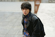 '모두가 자신의 무가치함과 싸우고 있다' 구교환vs오정세…유치한 대치