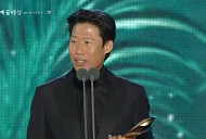 [종합] '왕과 사는 남자' 유해진·'김부장 이야기' 류승룡, '2026 백상' 대상 석권