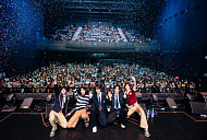 JYP 中 보이그룹 뻔푸소년CIIU, 팬들과 데뷔 1주년 자축