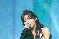 아이들 소연, 대학교 축제 무대 접수…스탠딩석 떼창까지