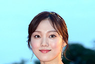 [BZ포토] 이성경, 블링블링 꽃미모