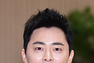 [BZ포토] 조정석, 심쿵 밀크남