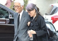 故 윤소정의 영결식, 딸 오지혜 누구?…데뷔 26년차 배우·父 연극계 명배우 오현경