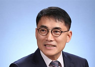 “소득·친구 없는 어르신들, 공동체 복원이 해법”