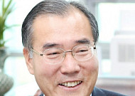 이개호 장관 "내년 동물간호복지사 자격 신설…중ㆍ대형 동물병원 배치"