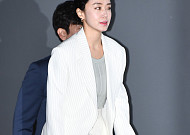 [BZ포토] 전도연, 우아한 화이트룩