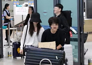 트와이스 미나 '빈 캐리어' 의혹, "짐 챙겨 日 돌아가나"…팬덤 우려↑