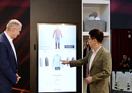 헤지스, LG전자와 '가상 피팅 기술' 선봬..."이젠 아바타에게 입혀보세요"