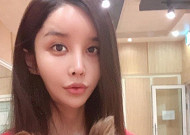 하리수, 반려견 마스크… 코로나19, 개·고양이·호랑이까지 감염