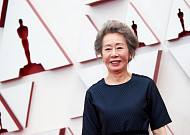 '아카데미 여우조연상' 윤여정 "미나리 제작자 브래드 피트, 저희 영화 찍을 때 어디 계셨나요" [수상 소감 전문]