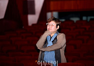 [W인터뷰] 문삼화 단장 "셰익스피어는 가발 쓰고 똥폼 잡아야 하나요?"