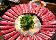 '생방송 투데이' 오늘방송맛집- 리얼 맛집, 솥뚜껑 하나로 원샷원킬! 차돌꽃절판 한상 맛집 '한○○'…대박 비결은?
